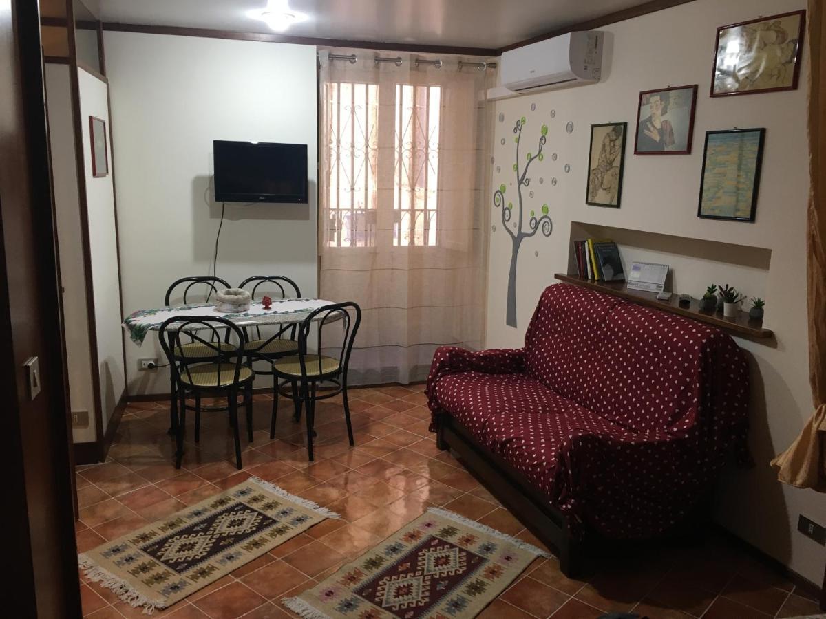 Casuzza Casa Vacanze ปาแลร์โม ภายนอก รูปภาพ