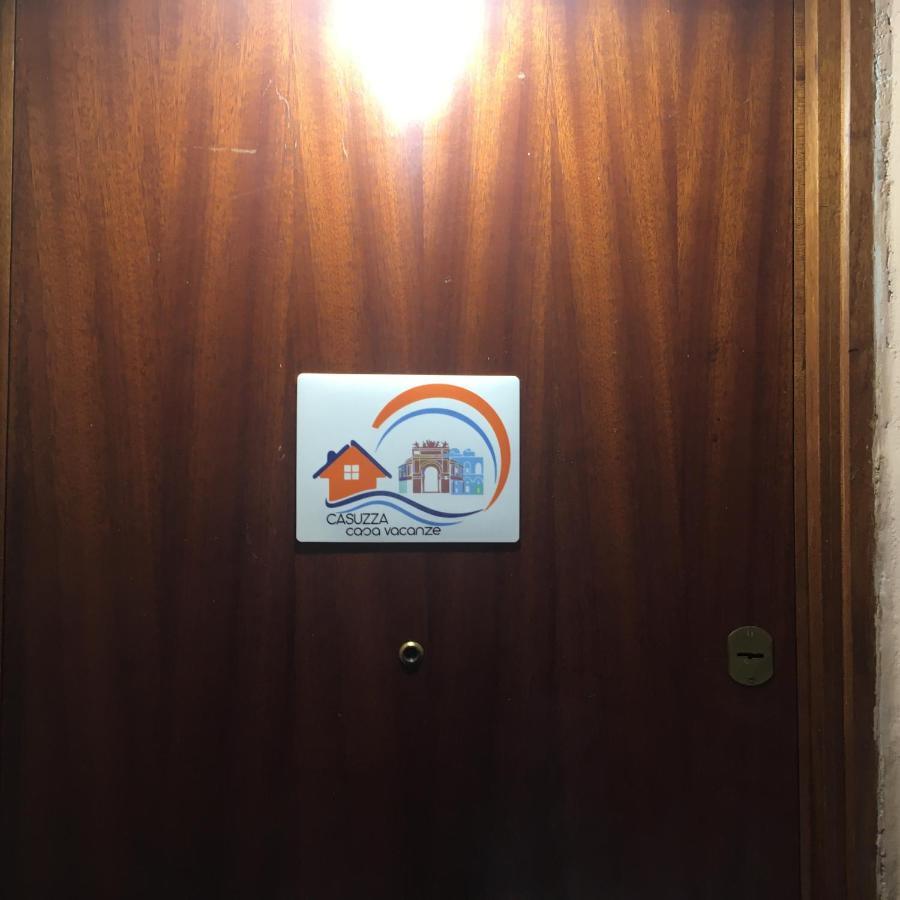Casuzza Casa Vacanze ปาแลร์โม ภายนอก รูปภาพ