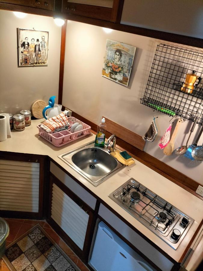 Casuzza Casa Vacanze ปาแลร์โม ภายนอก รูปภาพ